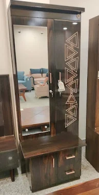 Dressing Table With Mirror